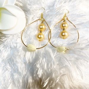 Hand Crafted Earrings Mother of Pearl